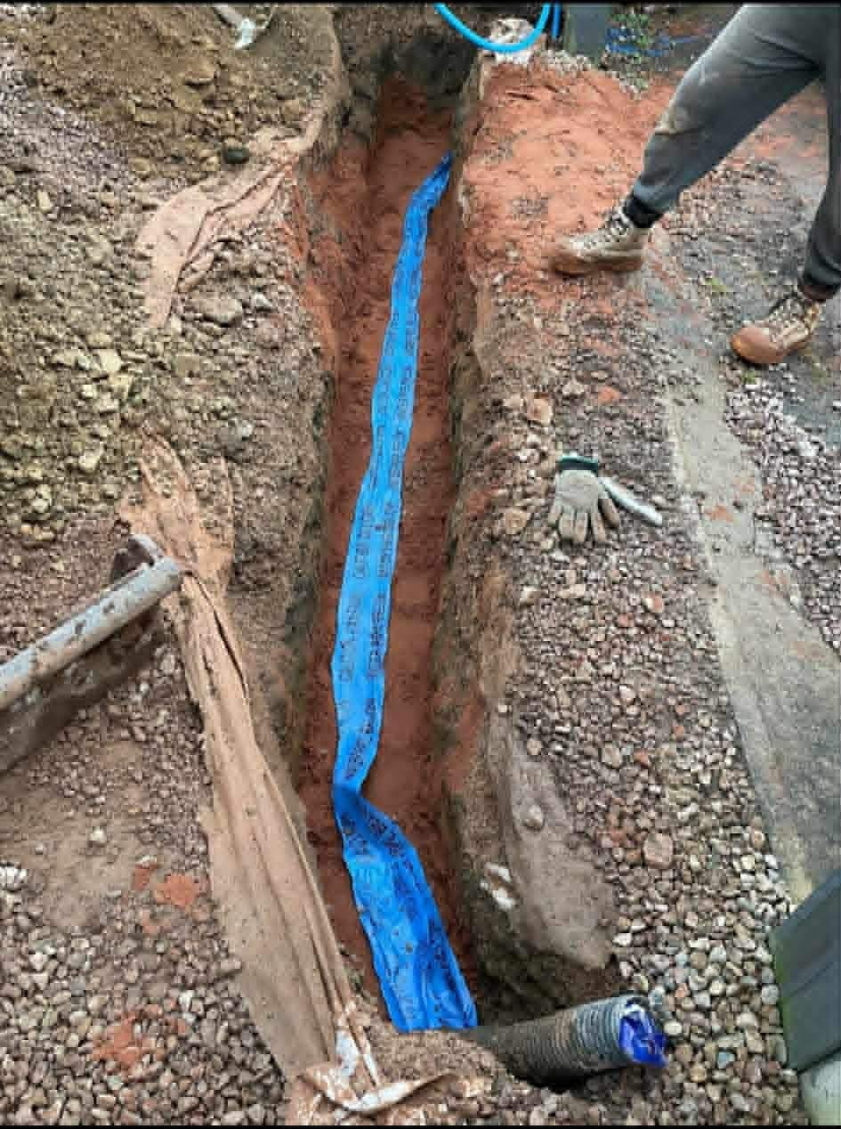 Septic tank and drainage installation